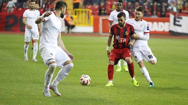 SAMSUNSPOR PORSUK ÇAYI'NDA BOĞULDU! 6-1