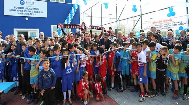 Canik'te Futbol Akademisi Açıldı