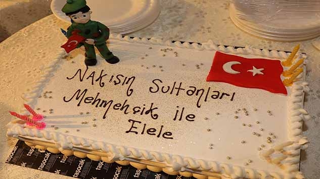 Kursiyerlerin sergileri Mehmetçiğe katkı olacak…