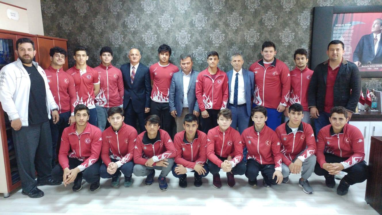 CANİK TÜRK TELEKOM MTAL JUDO TAKIMIYLA BAŞARILARA DOYMUYOR