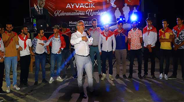 Ayvacık Belediyesinden Asker Eğlencesi