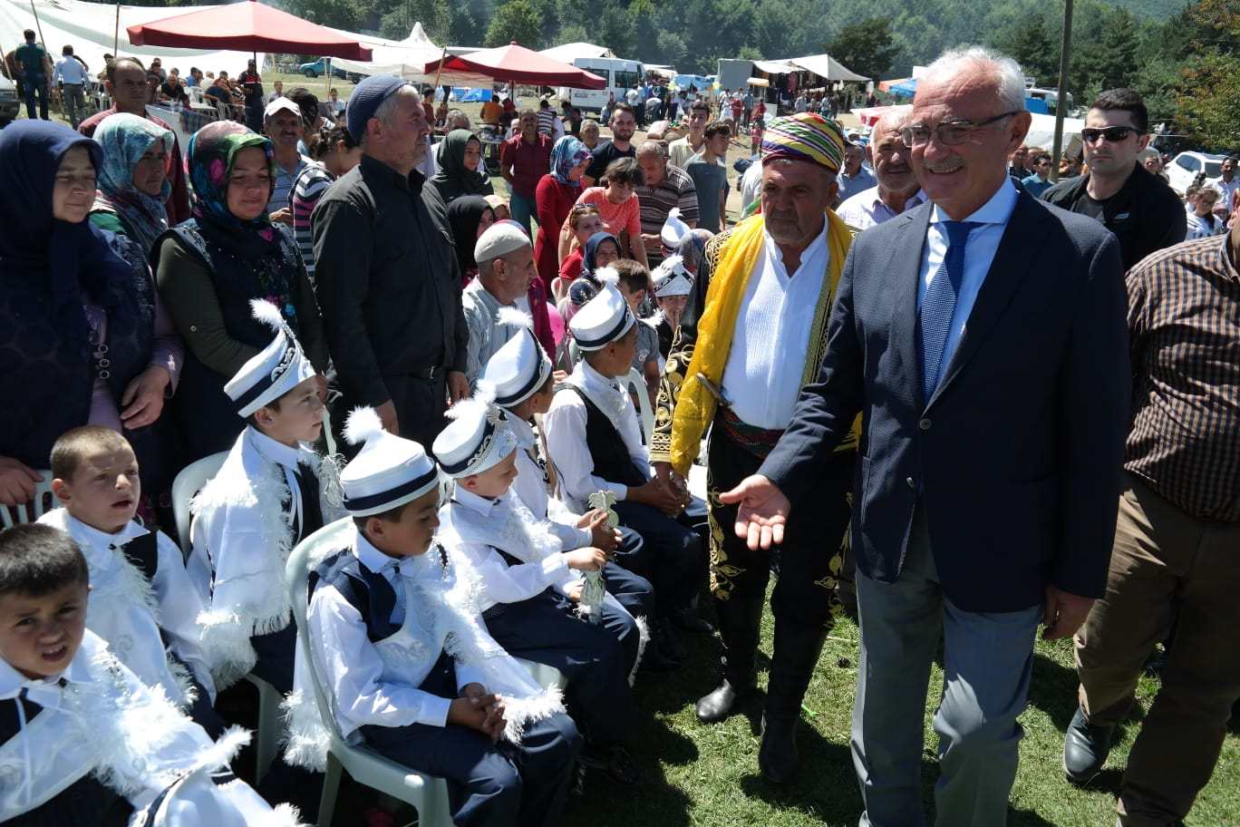 Hizmet etmek içimize işledi…