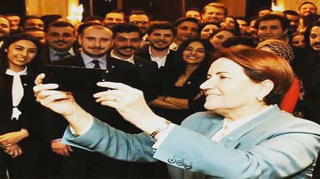 AKŞENER'İ TEBRİK EDERİM