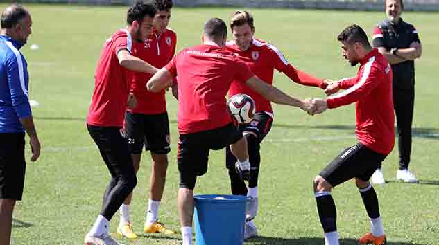 Yılport Samsunspor'da neşeli idman