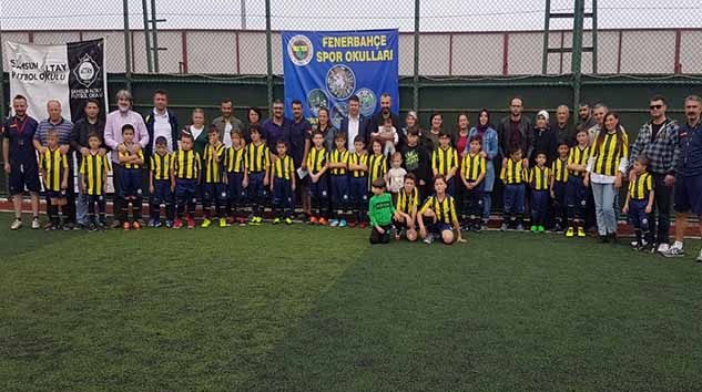 FENERBAHÇE SPOR OKULLARINI SAMSUN'DA AÇTI!...