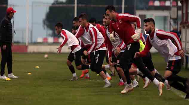 YILPORT SAMSUNSPOR MAÇ SAATİNİ BEKLEMEYE BAŞLADI!