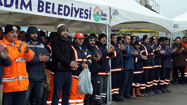 İLKADIM'DA İŞÇİLERİN YÜZÜ GÜLÜYOR