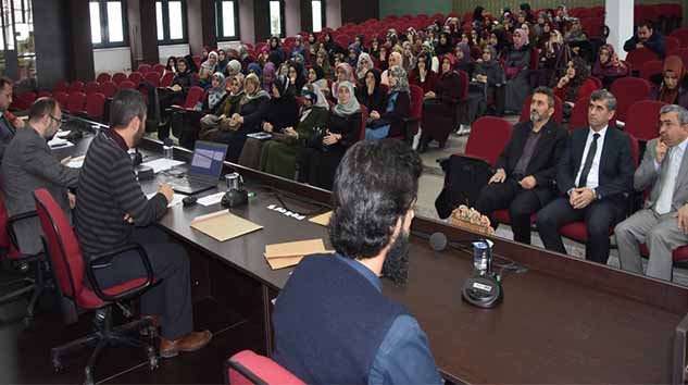 Öğrenciler Hadis Ezberlemede Yarıştı