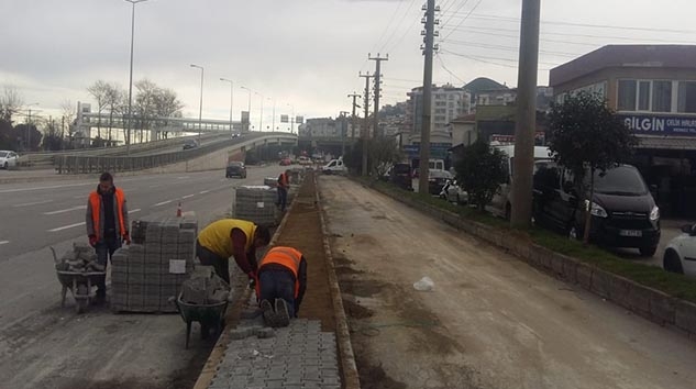 BÜYÜKŞEHİRDEN SU VE YOL HAMLESİ!