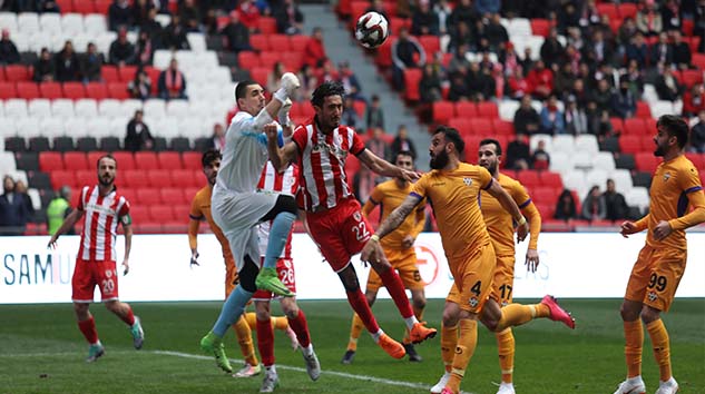 YILPORT SAMSUNSPOR'DAN ZOR ÜÇ PUAN! 1-0