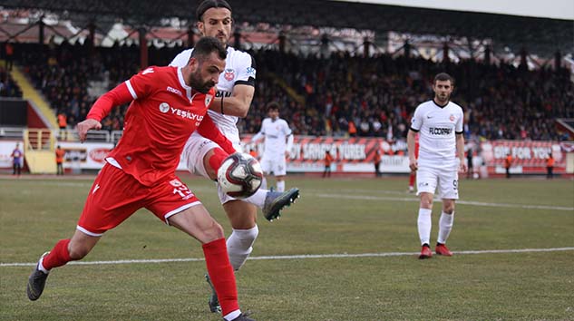 FUTBOL DA SKOR DA YAKIŞMADI! 1-0