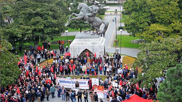 OMÜ 18 Mart'ta Şehitlerimiz İçin Yürüyor!...