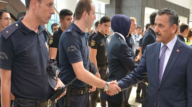 Herkesin Polisi Kendi Vicdanıdır!...