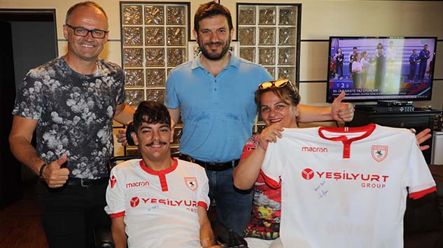 Engelli Sporcu'dan Yılport Samsunspor'a Ziyaret