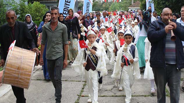 Bafra'da Geleneksel 16'inci Sünnet Şöleni Yapıldı