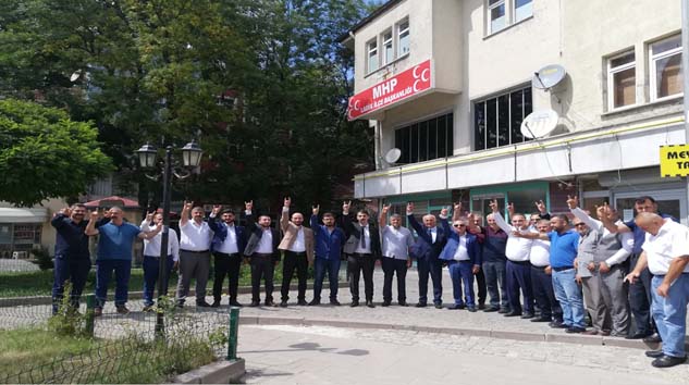 MHP'de Değişim Süreci Ladik'den Başladı