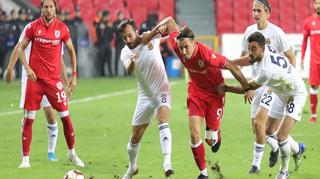 Yılport Samsunspor Tarsus'u Farklı geçti 5-0