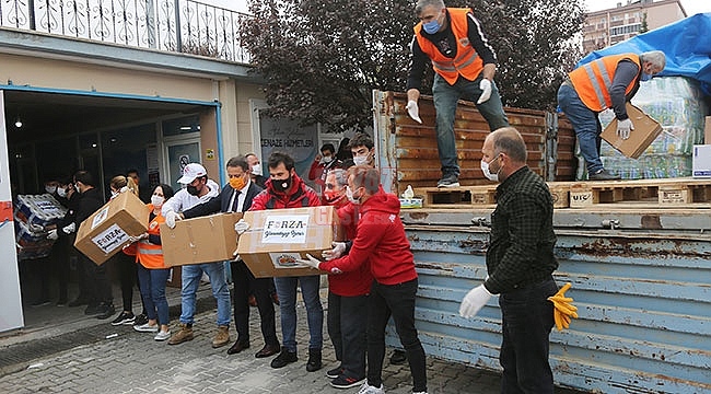 Paylaşım Merkezi Binlerce Yurttaşa Yardım Eli Uzattı