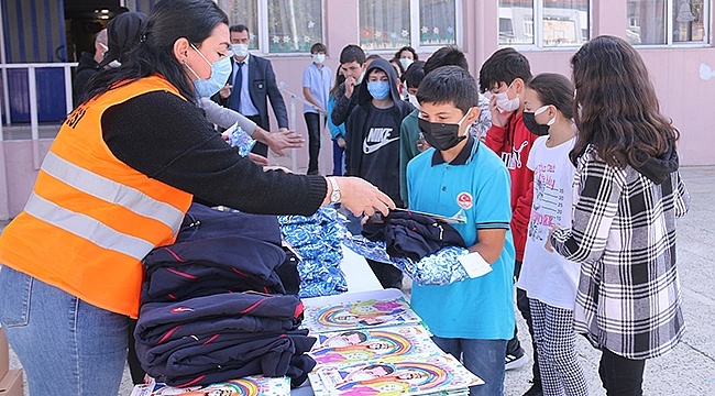 Atakum Belediyesi'nden Öğrencilere Hediye Sürprizi