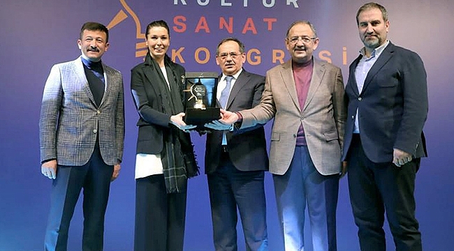 Büyükşehir'e 'Kurumsal Kültür Sanat' Ödülü