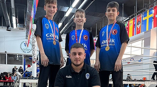 Canikli Sporculardan Tarihi Başarı