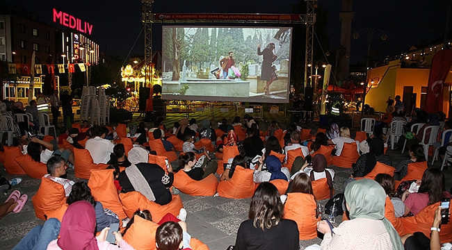 Nostaljik Açık Hava Sinema Günleri 18 Ağustos'ta İlkadım'da Başlıyor