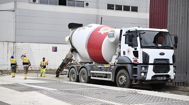 Beton yollarla ulaşım altyapısı güçleniyor