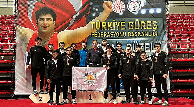 Büyükşehir, Güreş'te Türkiye 5'incisi Oldu 