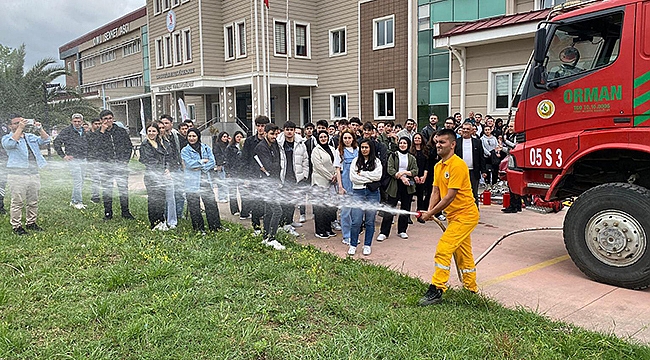 OMÜ'lü Öğrencilere Orman Yangınlarına Müdahale Eğitimi Verildi