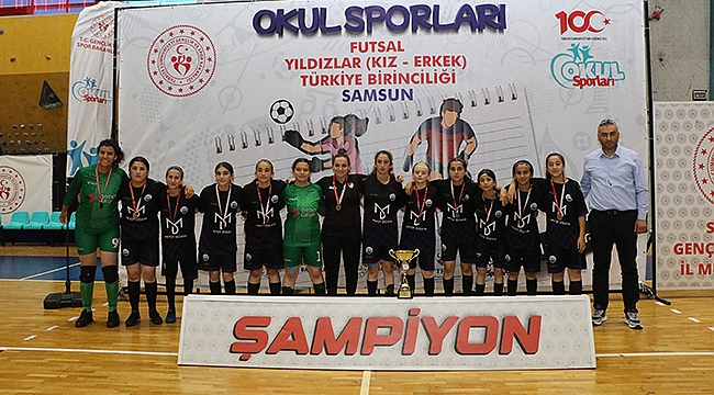 Futsal'da Kupalar Sahiplerini Buldu