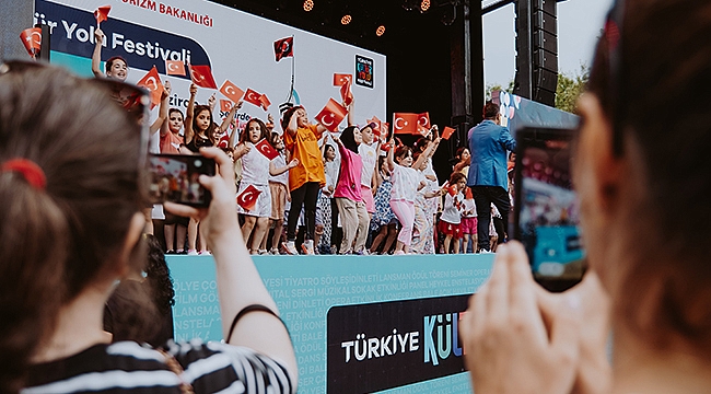 Samsun Kültür Yolu Festivali Tüm Coşkusuyla Devam Ediyor