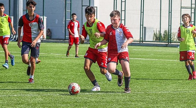 Samsunspor Futbol Okulları Turnuvası Başladı