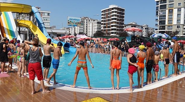 Başkan Türkel'den Çocuklara Son Tatil Günü Hediyesi