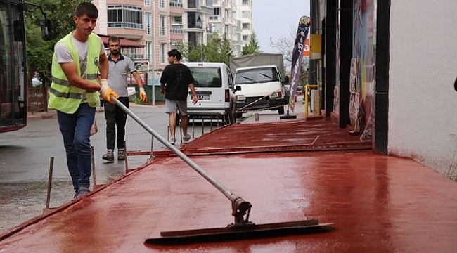 İlkadım'da Kaldırımlar Daha Konforlu Hale Geliyor