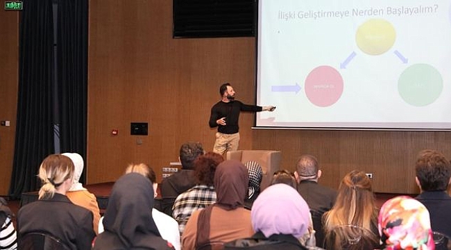 Büyükşehir'den Aile Eğitimi Semineri