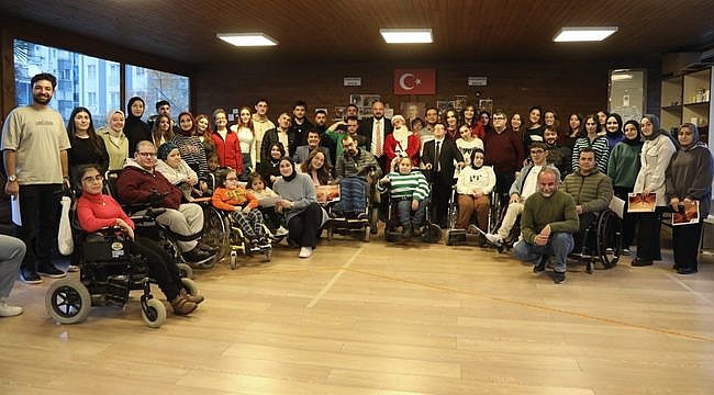 Başkan Türkel, Yaşam Park'ta Engelli Vatandaşların Yeni Yıl Heyecanını Paylaştı