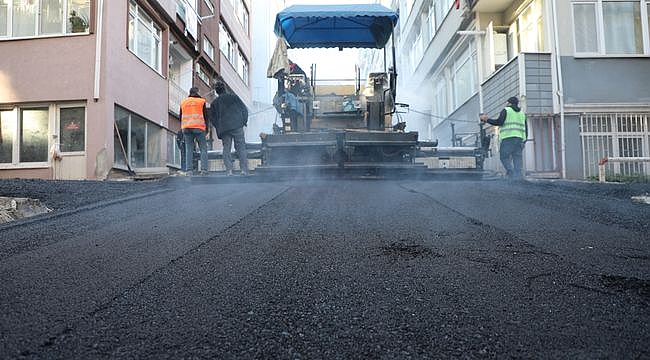 İlkadım'da Sıcak Asfalt Çalışmaları Hız Kesmiyor