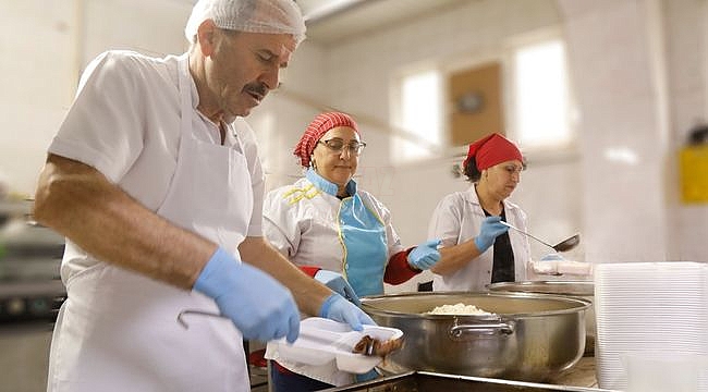 İyilik Soframız Paylaştıkça Bereketleniyor