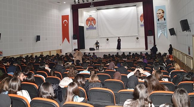 "Seherin Kadınları" Tiyatro Oyunu, Havza'da İlk Kez Sahnelendi