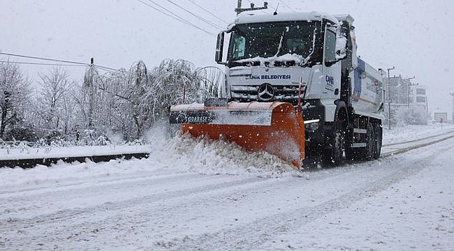 Canik'te Karla Etkin Mücadele