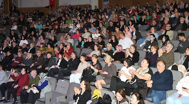 Ata Sahne'de Muhteşem Konser