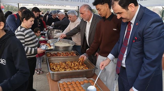 Sandıkçı Öğrencilerin İftar Heyecanına Ortak Oldu